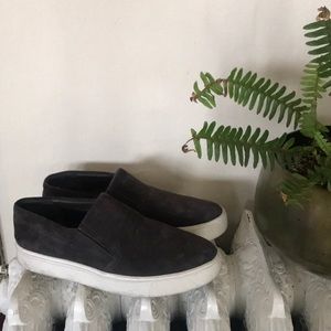 Barely worn Vince sneakers